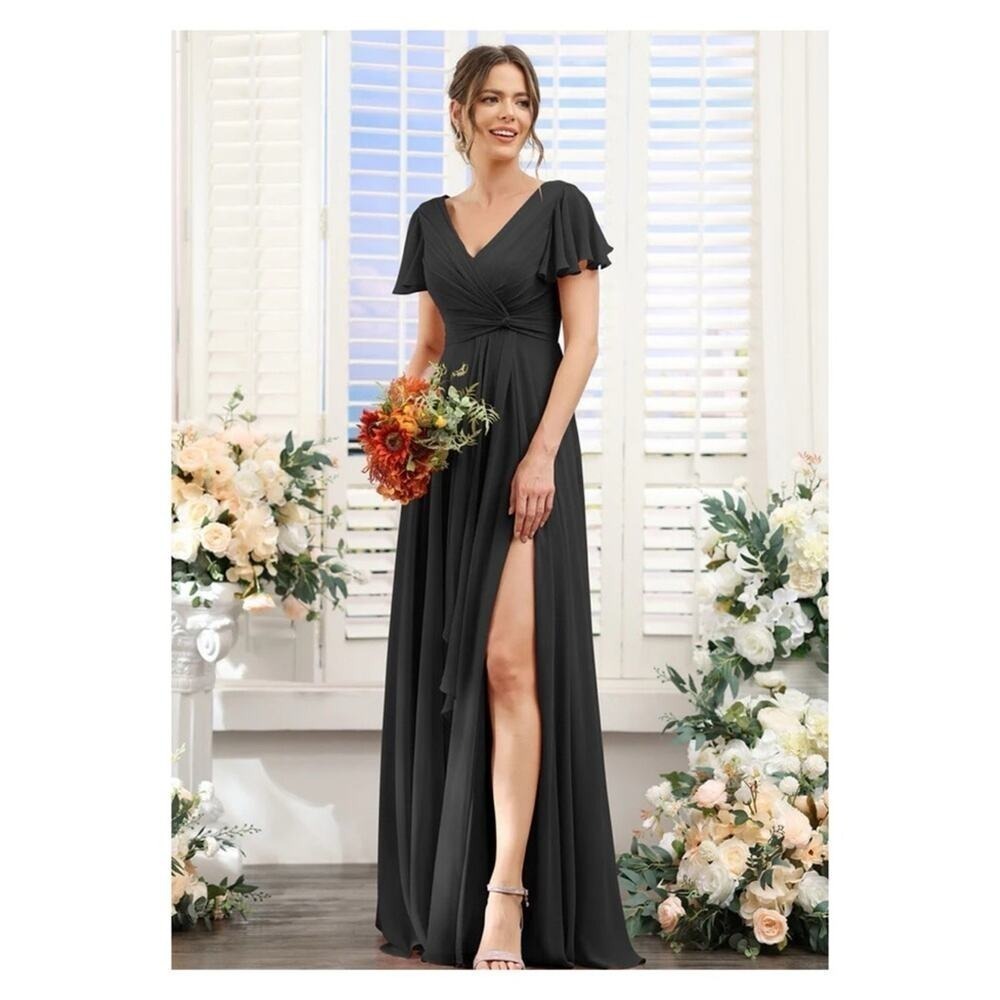 Lavetir Long Chiffon V-Neck Bridesmaid Dress Women's Size 2 Black‎ Slit Formal